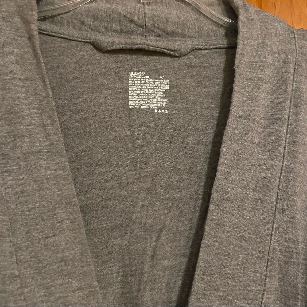 Modal Robe - Picture 2 of 3